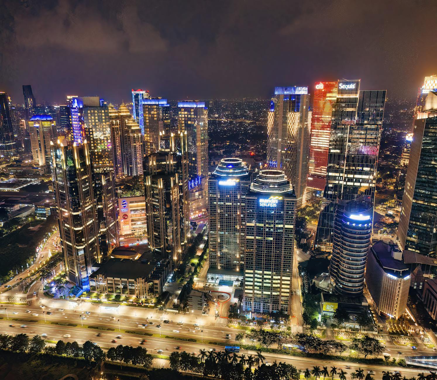 Kantor advokat profesional di Jakarta Selatan dengan tampilan modern dan tim hukum berpengalaman.